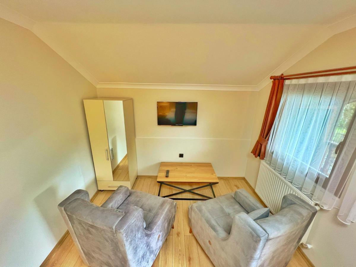 Raha Villa Bungalow อูซุนกอล ภายนอก รูปภาพ