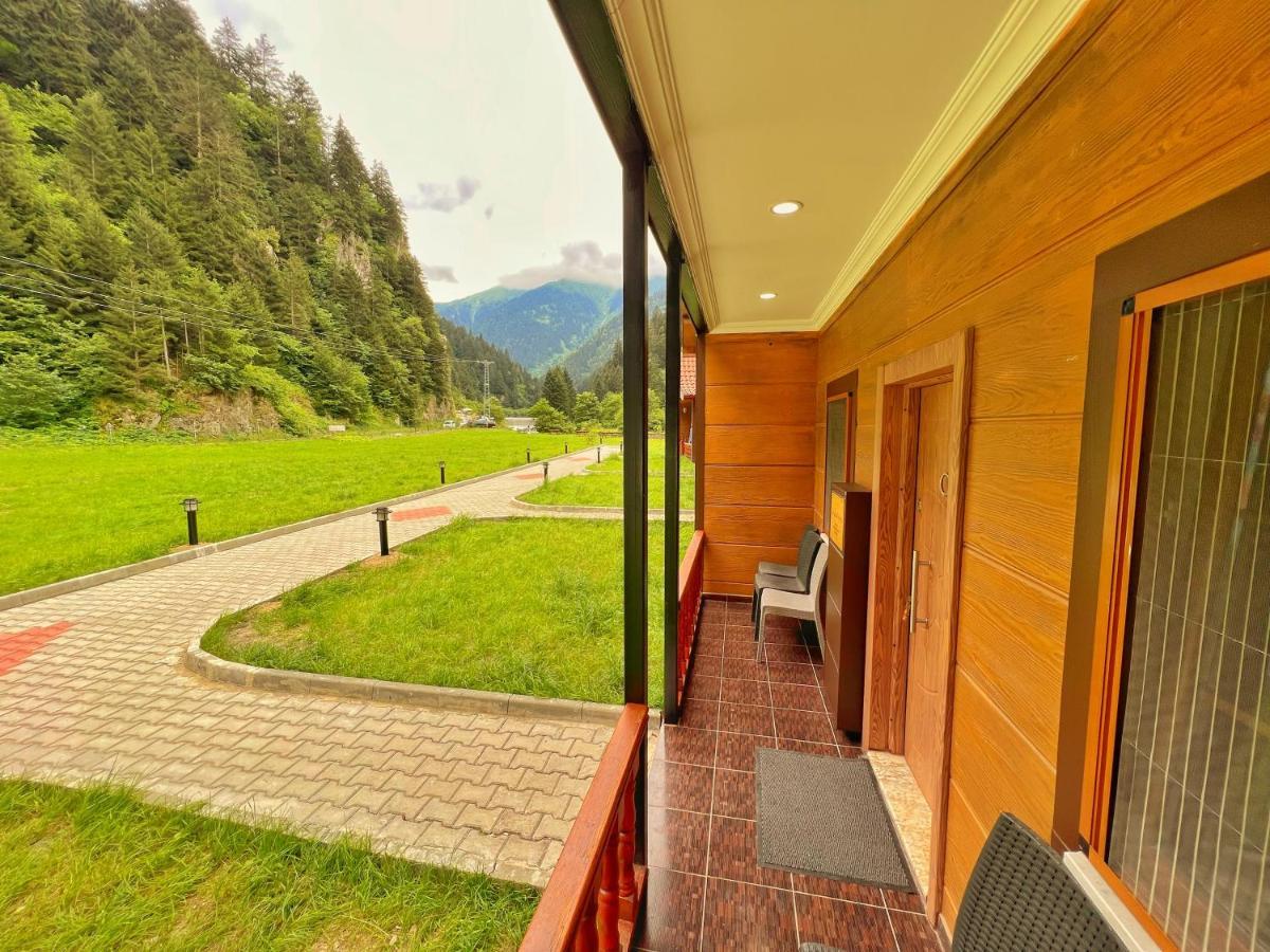 Raha Villa Bungalow อูซุนกอล ภายนอก รูปภาพ