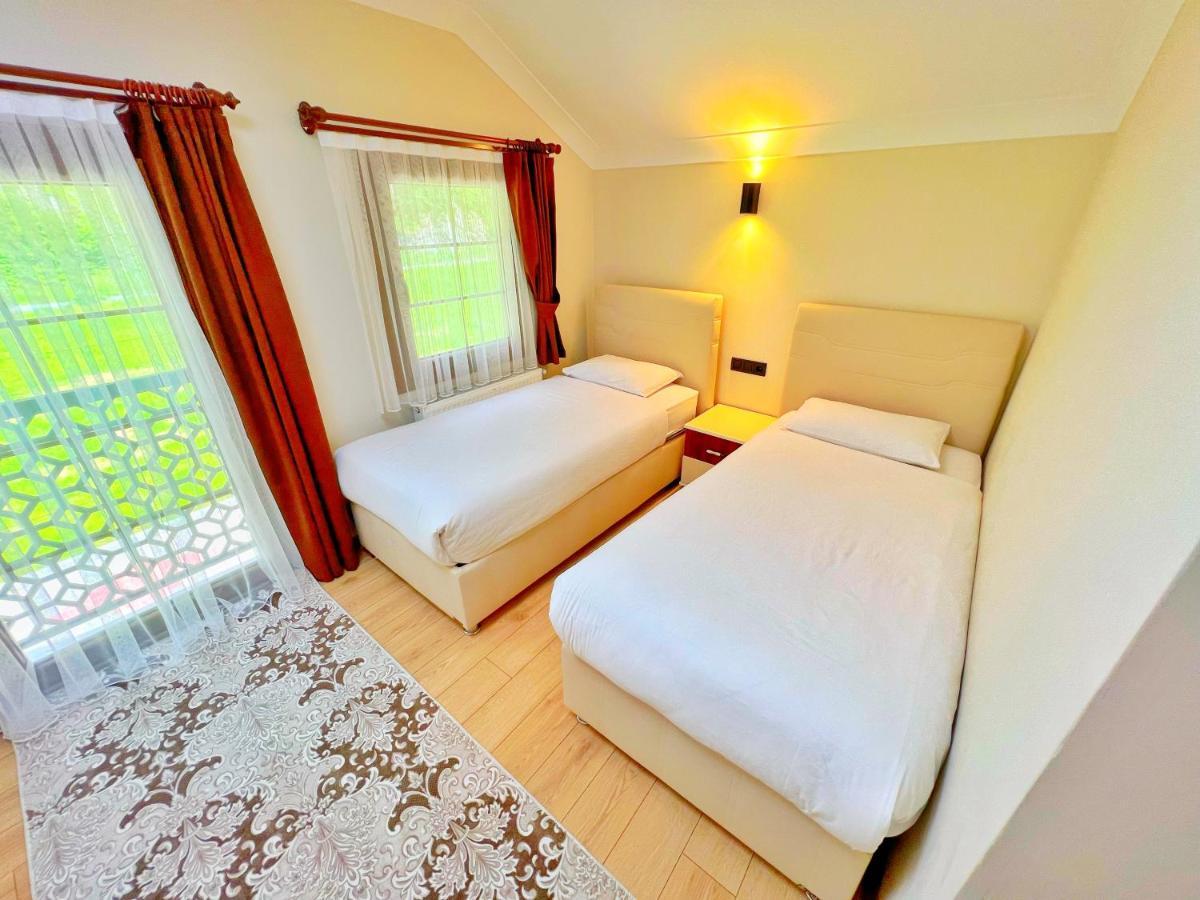 Raha Villa Bungalow อูซุนกอล ภายนอก รูปภาพ