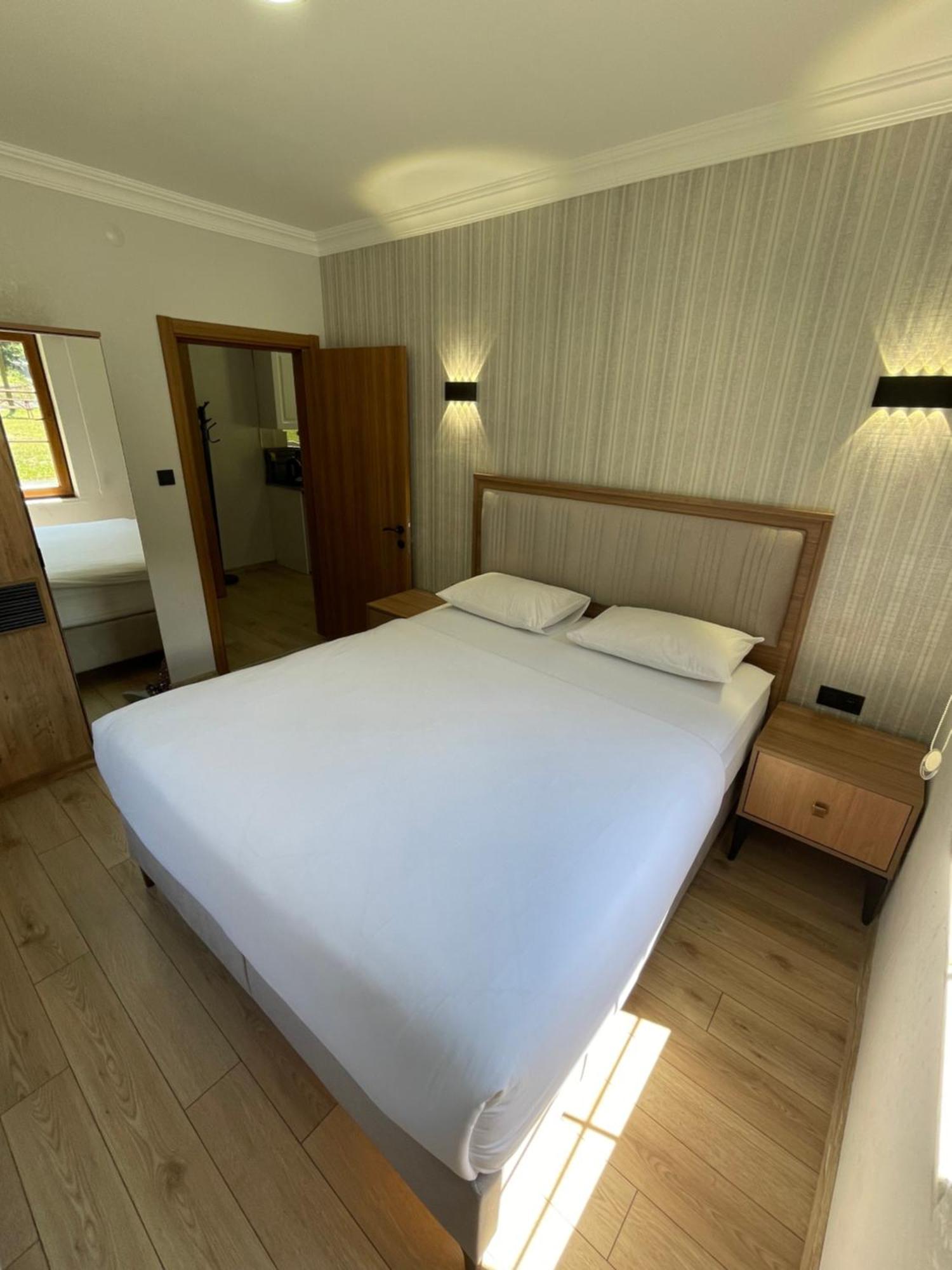 Raha Villa Bungalow อูซุนกอล ภายนอก รูปภาพ